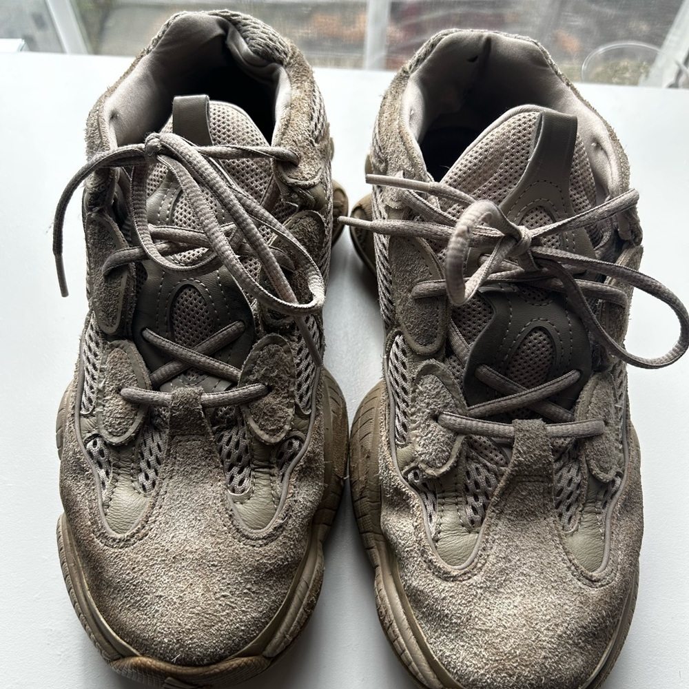 Women’s Yeezy’s